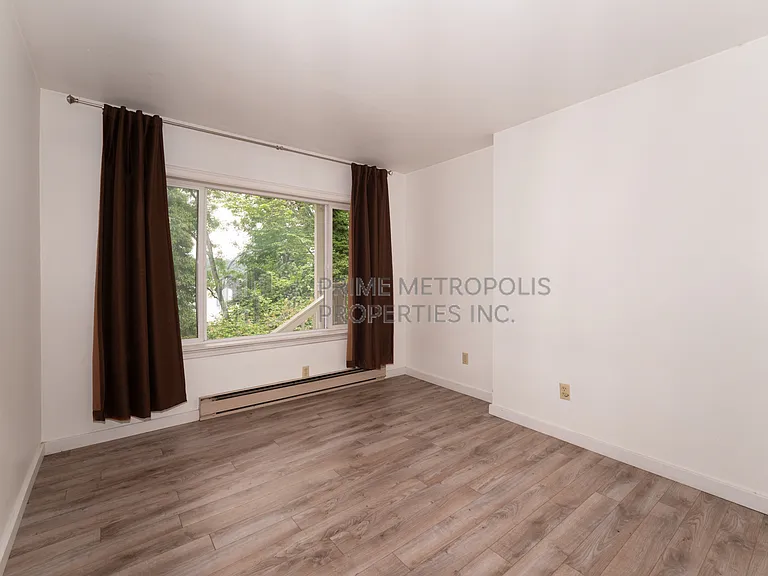 10706 Lakeside Ave NE — Photo 18