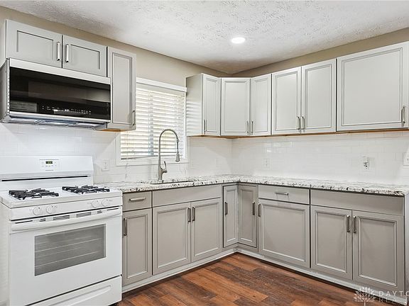 5th image of 4101 Prescott Ave