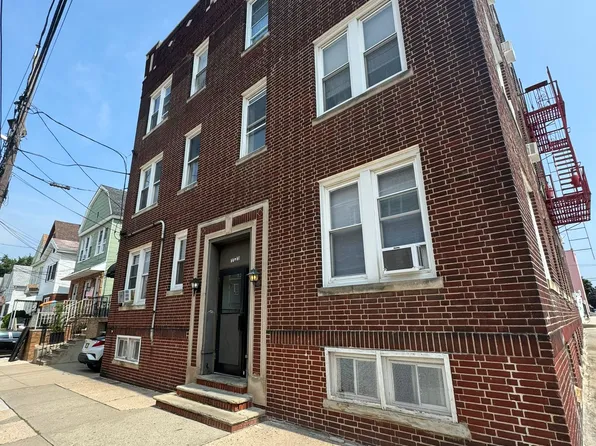 77 West 47th Street image 1 of 11