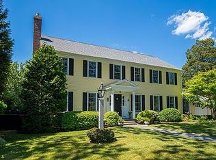 6 School St, Dartmouth, MA 02748