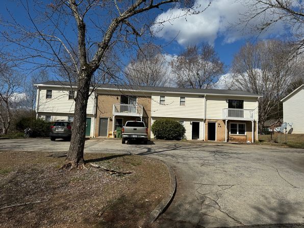 109 Carriage Pl #4