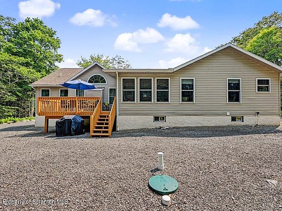 4th image of 171 Delbert Dr