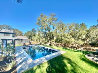 705 Chiquita Rd, Healdsburg, CA 95448