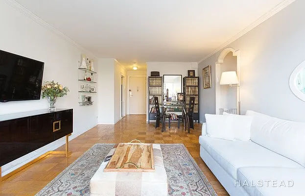 Rented by Halstead Real Estate | media 48