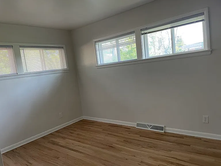800 Ridgeland St — Photo 10