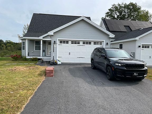 2nd image of 19 Greenfield Dr
