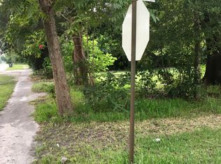 530 Lewis St, Macclenny, FL 32063