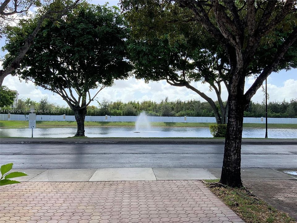 1st image of 10921 NW 43rd Ln #0
