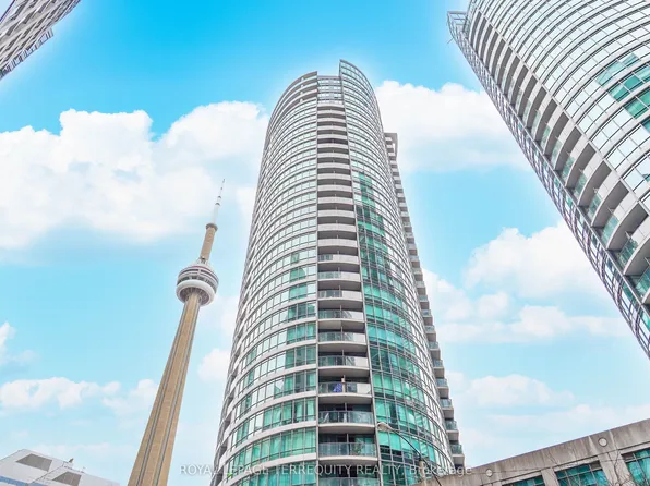 361 Front St W Unit 1603, Toronto, ON M5V 3R5