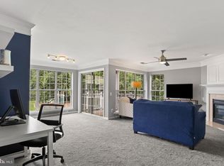 21845 Baldwin Sq UNIT 201, Sterling, VA 20164