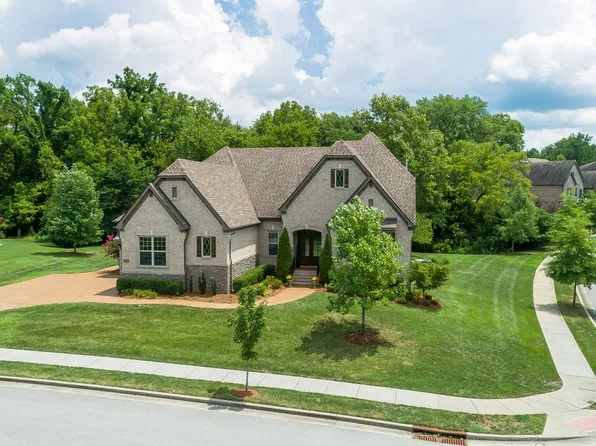 2200 Georgian Cir, Franklin, TN 37067