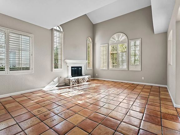 2nd image of 1892 Matin Cir Unit 173