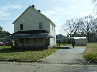 810 Cedar St, Roanoke Rapids, NC 27870