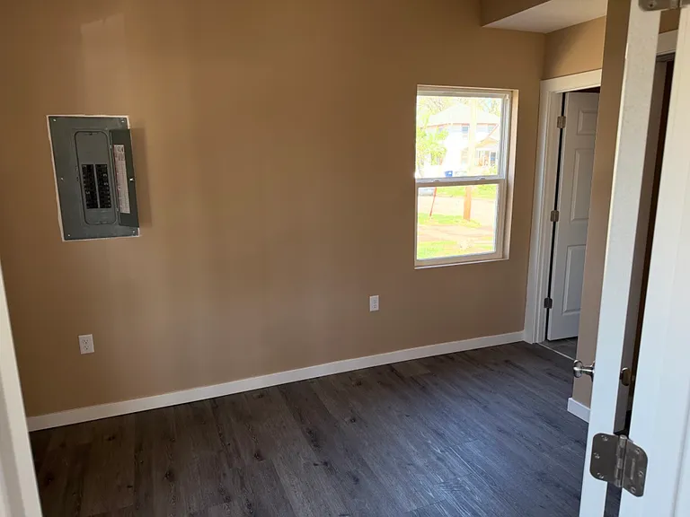 312 Curtis St #1 — Photo 6