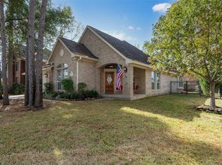 19043 Runners Ln, Humble, TX 77346