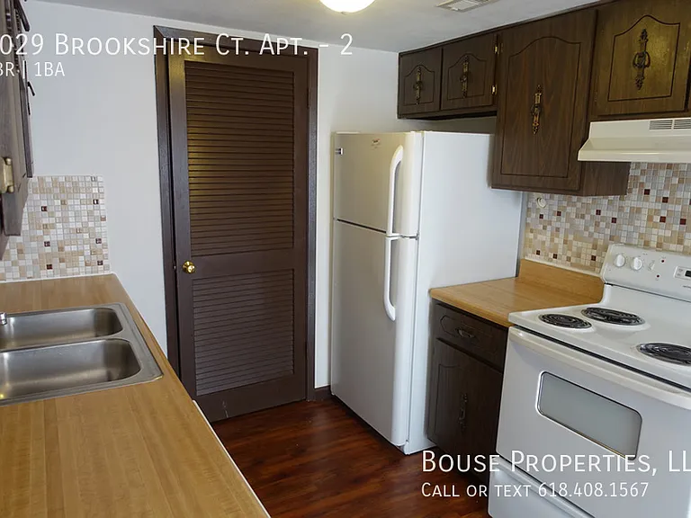 1029 Brookshire Ct #2 — Photo 3