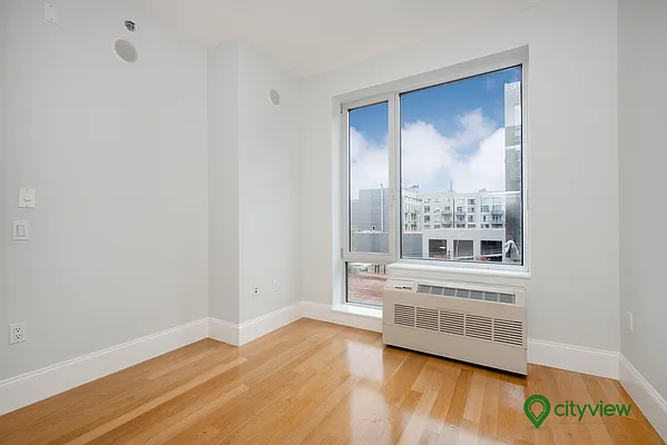 Rented by City View Living | media 29