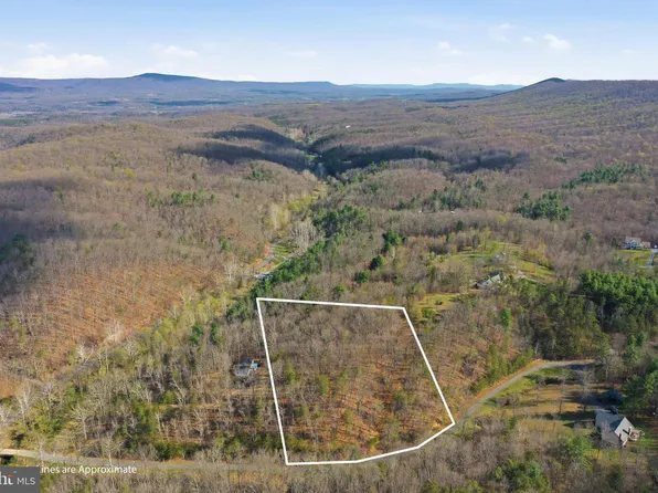 Whispering Knolls Dr, Winchester, VA 22603