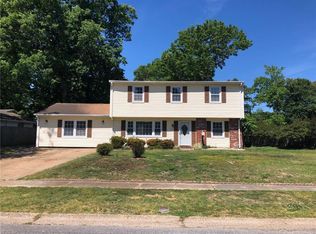 329 E Farmington Rd, Virginia Beach, VA 23454