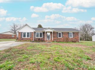 111 Hicks Rd, Grover, NC 28073