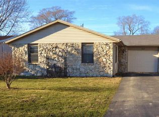 2012 E 15th St, Muncie, IN 47302