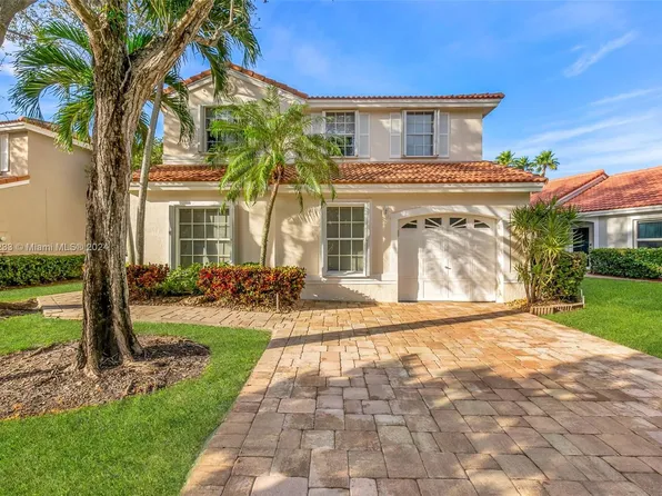 903 Garnet Cir, Fort Lauderdale, FL 33326