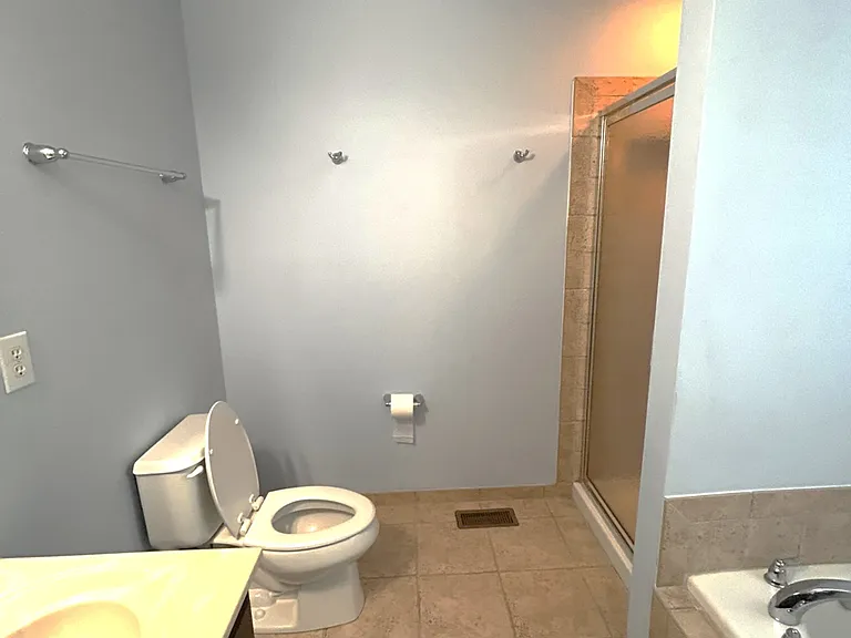 1077 Tudor Dr — Photo 14
