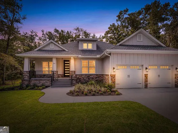 134 Saint Andrews Gln, Waverly, GA 31565