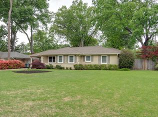 4460 Charleswood Ave, Memphis, TN 38117