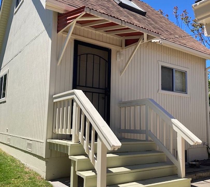 1st image of 515.5 Mitchell Dr