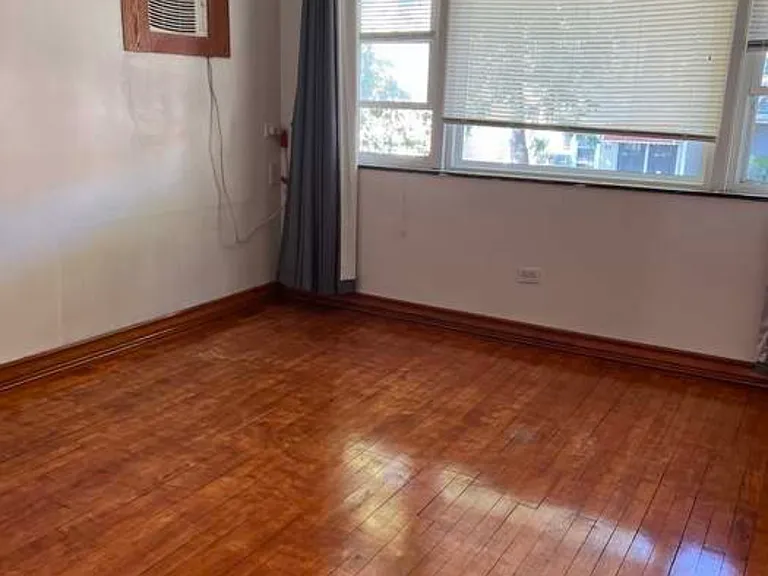 3041 S Lowe Ave #2 — Photo 7