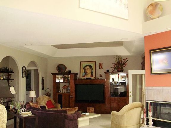 5th image of 311 Fairway Ln