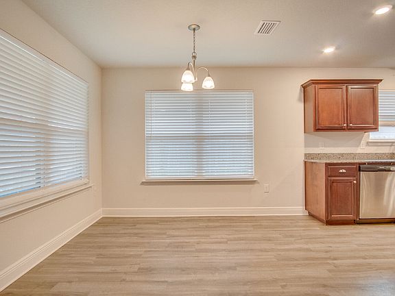 3rd image of 8810 Derby Ln