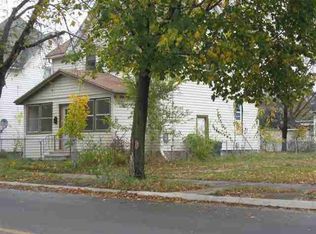 1820 E 4th St, Waterloo, IA 50703