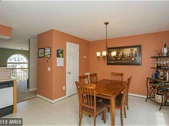 3rd image of 505 Hatchers Run Ct