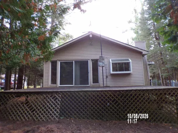 12506 E Shore Dr, Millersburg, MI 49759