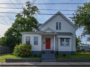 213 Adams St, Warwick, RI 02888