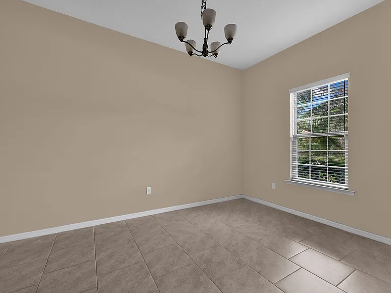 16176 Aberdeen Ave — Photo 9