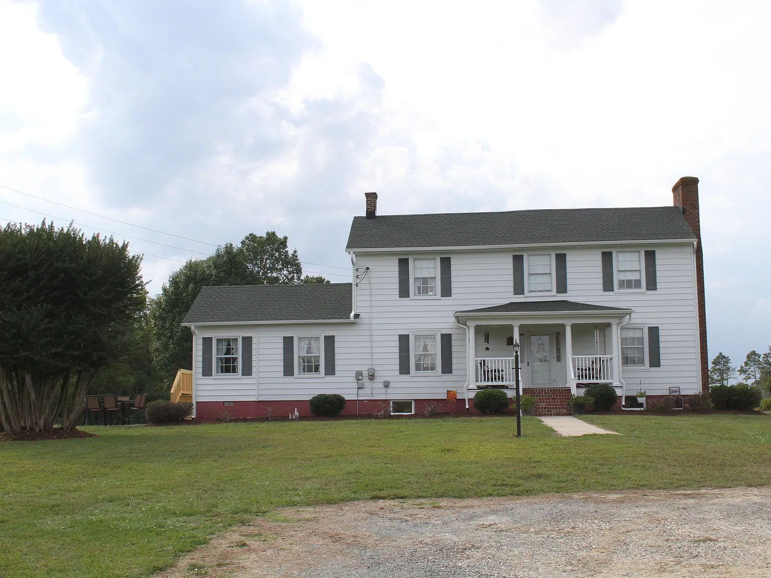 2 bed, 2280 sqft, $1,700 — Photo 3