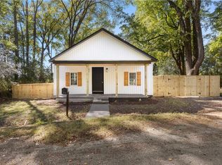 17348 Sebrell Ave, Courtland, VA 23837