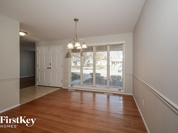 4th image of 37 Steeple Hill Ln