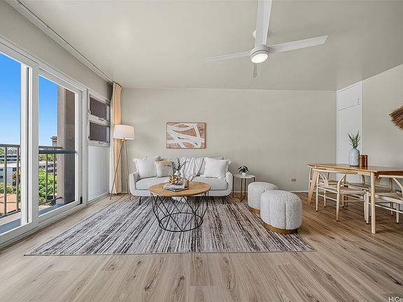 5th image of 2440 Date St APT 706