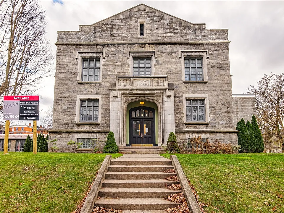 421 University Ave