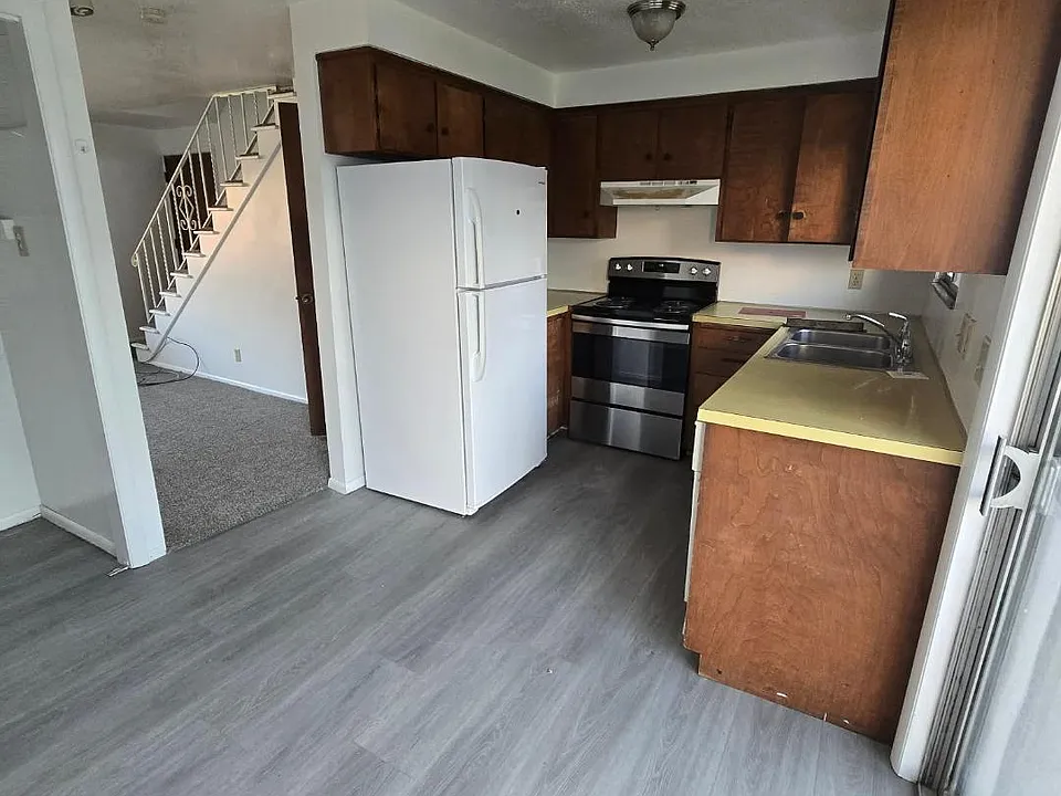 640 N 80 W #2