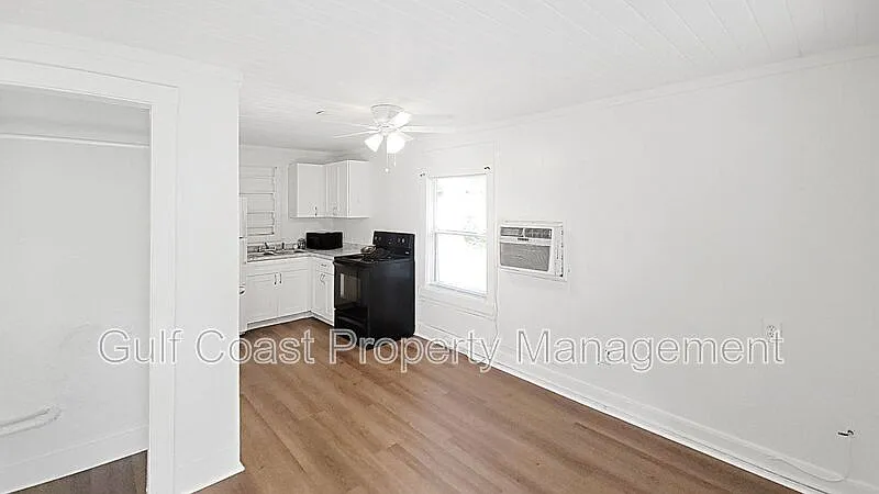 1 bed, 1.0 bath, 400 sqft, $1,025 — Photo 4