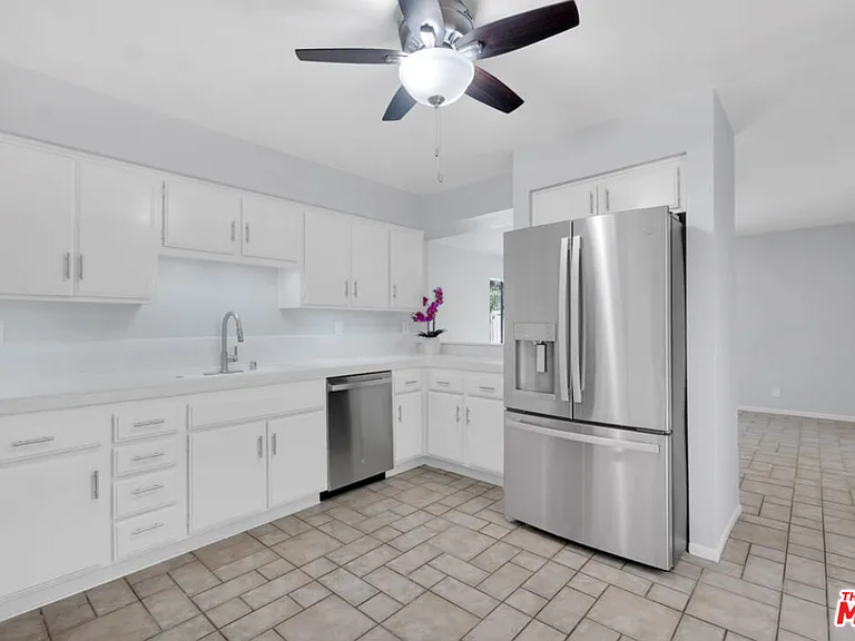 603 Racquet Club Ln — Photo 12