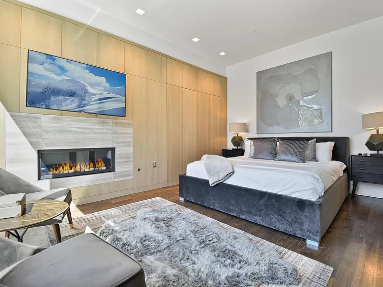 333 Main St #34 — Photo 8