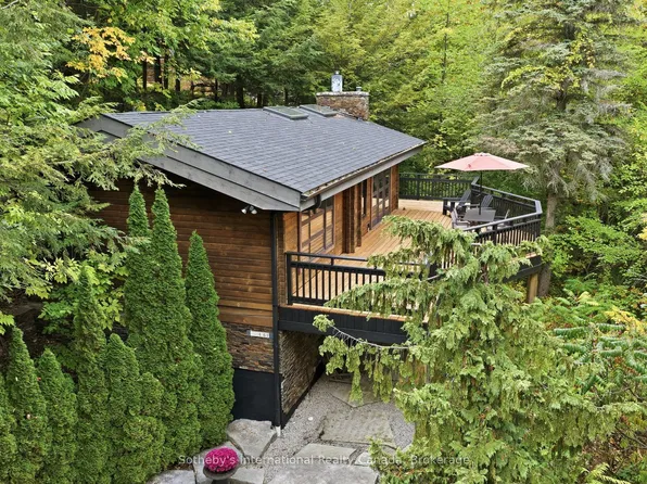 146 Chamonix Cres, The Blue Mountains, ON L9Y 0S7