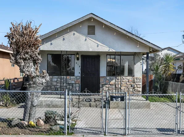 519 S 7th St, Fowler, CA 93625
