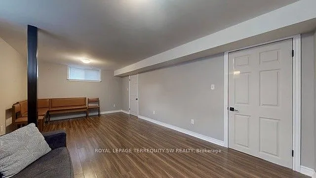 219 Beechgrove Dr #LOWER LVL — Photo 14